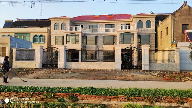 25萬建雙拼別墅設計圖，在村里賺足了面子，看過的朋友都說好