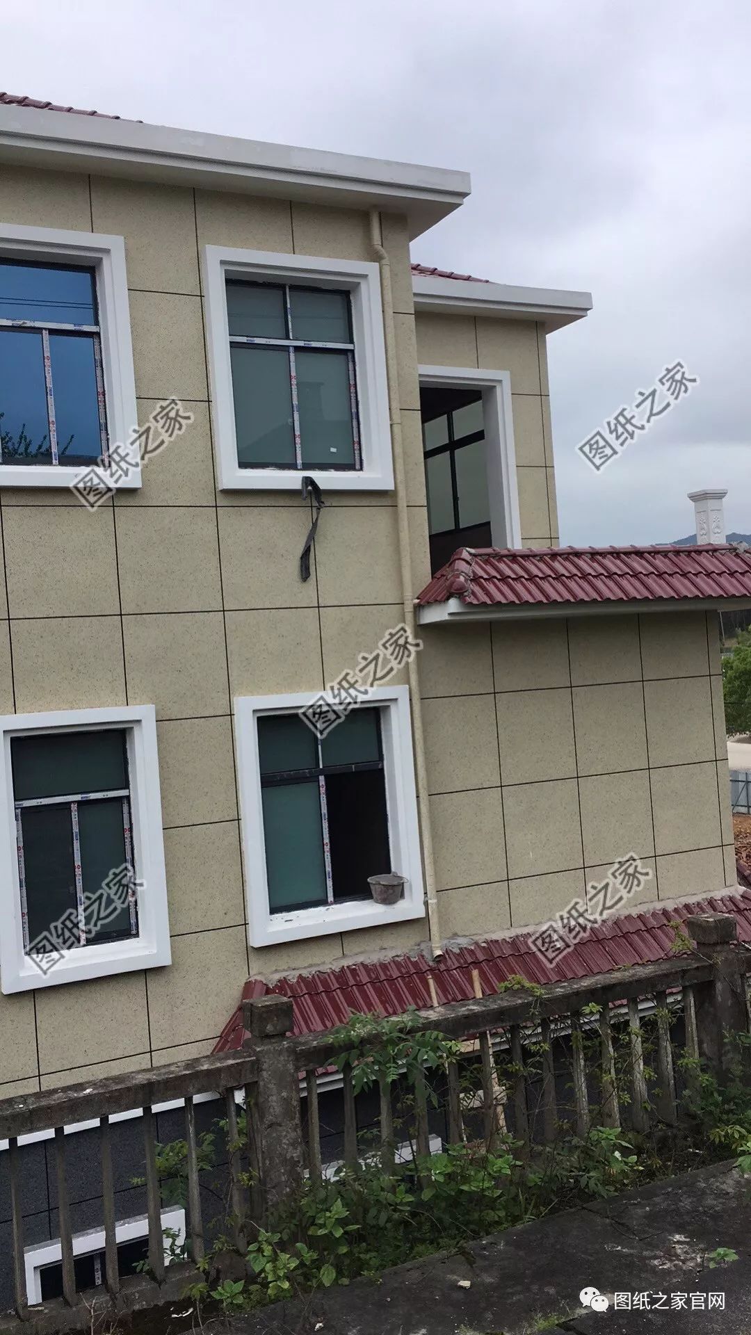 湖南兄弟自建雙拼別墅實拍圖，完工圖大氣、好看，附戶型設計【建房實拍】