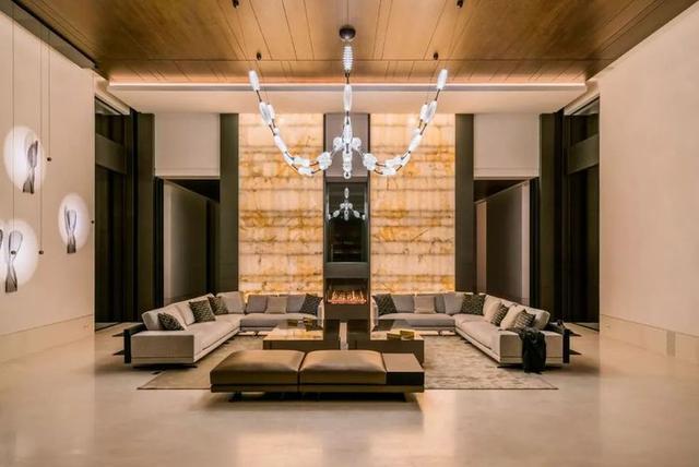 全球頂級別墅，售價2.5億，從沒見過這么驚艷的泳池