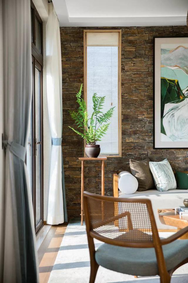 最美庭院別墅實拍，一進庭院就被驚艷到了，這才叫別墅