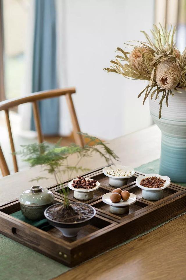 最美庭院別墅實拍，一進庭院就被驚艷到了，這才叫別墅