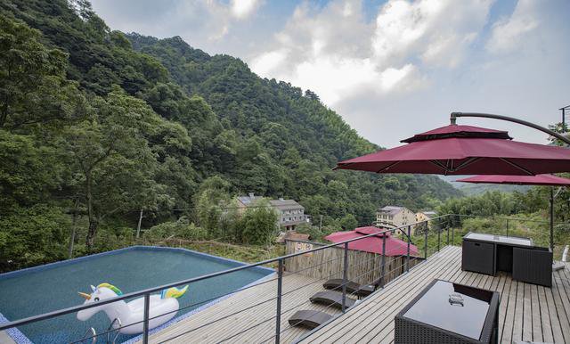 不容錯過的民宿實景圖，聯排式小別墅樣式