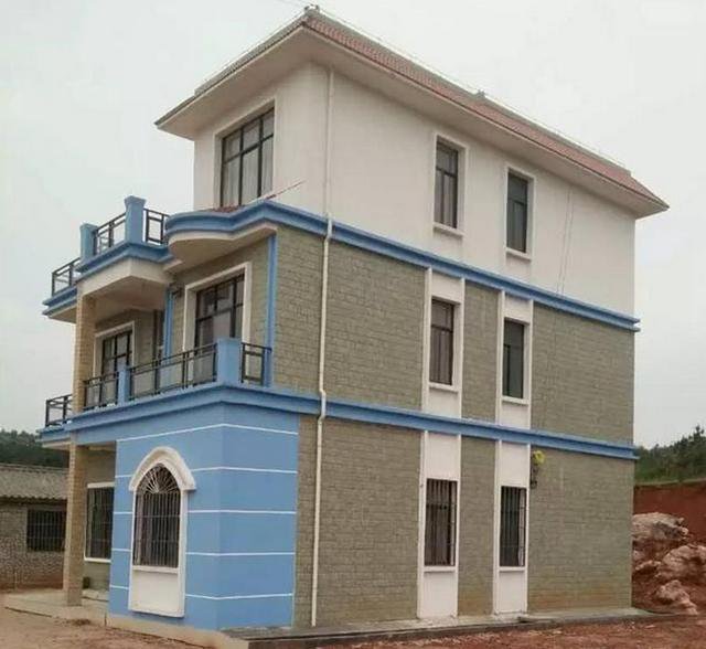 農村三層平屋頂樓房建造實拍，完工圖真漂亮，總共花了59萬