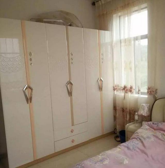 農村三層平屋頂樓房建造實拍，完工圖真漂亮，總共花了59萬