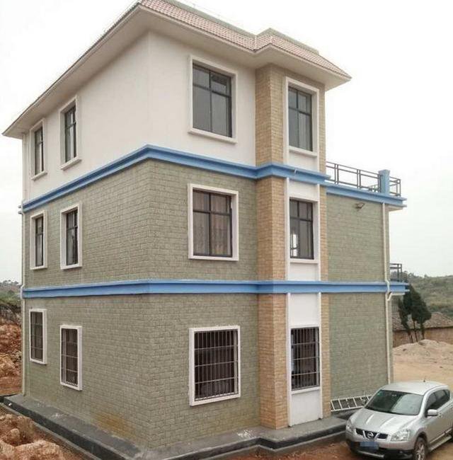 農村三層平屋頂樓房建造實拍，完工圖真漂亮，總共花了59萬