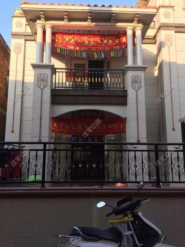 3層別墅還有小院，19萬就搞定，我是不信？你呢