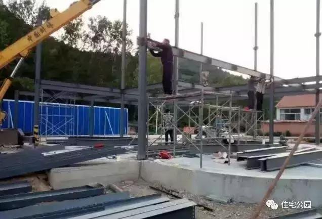 農(nóng)民自建房鋼結(jié)構(gòu)別墅，每平米造價(jià)僅1500，還做什么磚混框架！