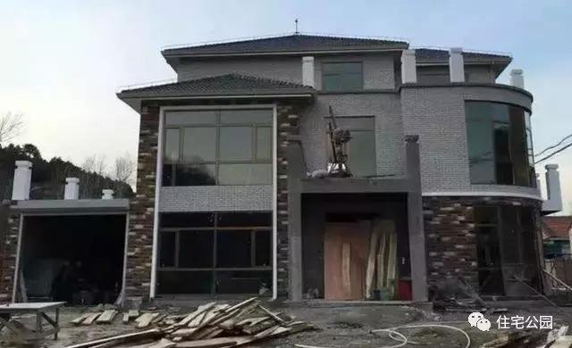 農(nóng)民自建房鋼結(jié)構(gòu)別墅，每平米造價(jià)僅1500，還做什么磚混框架！