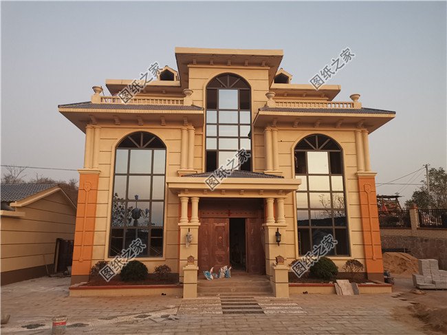 三層自建房實(shí)景圖，看了別人家建的房子，我也心動(dòng)了