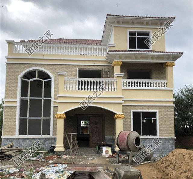 三層農村自建房實景圖平面圖，快來看看三層別墅怎么建！